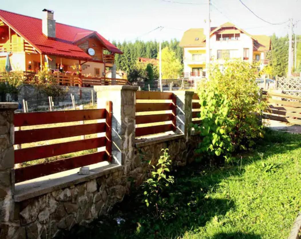 Poiana Dintre Brazi Chalet, Bucegi Panorama Sinaia Exteriör bild